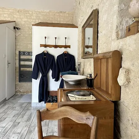 L'eden Chambre D'hotes Avec Jacuzzi Et Massages